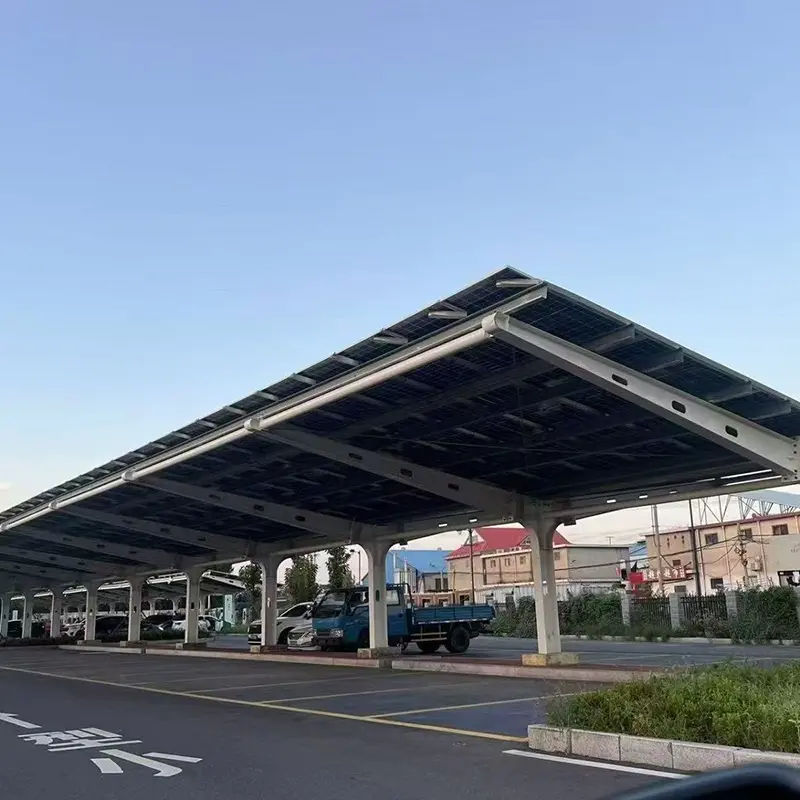 Solcelle-carport